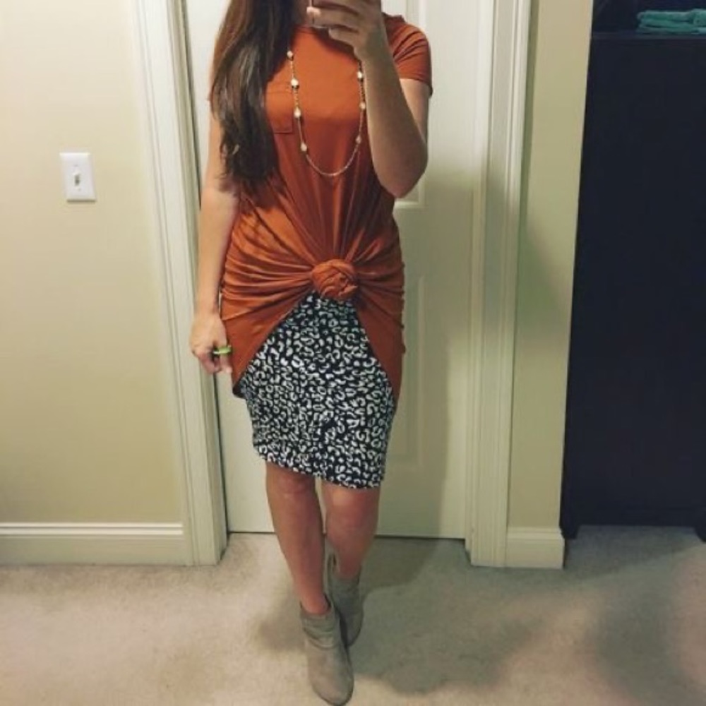 Leopard/cheetah pencil skirt